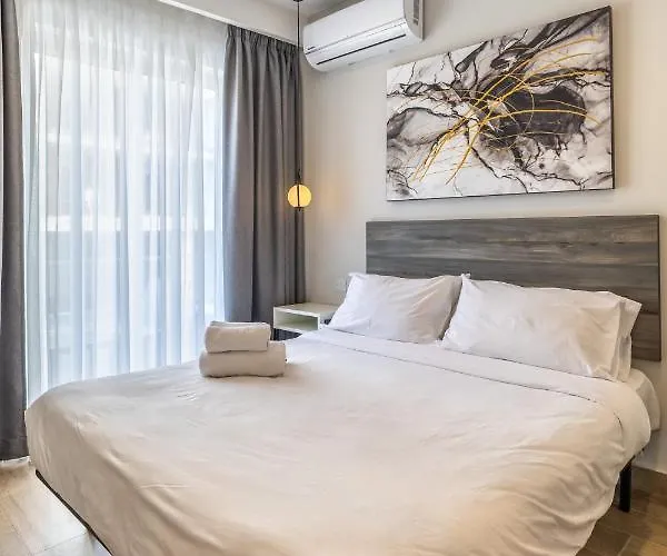 Private Studio Room 43 With Kitchenette And Private Bathroom
