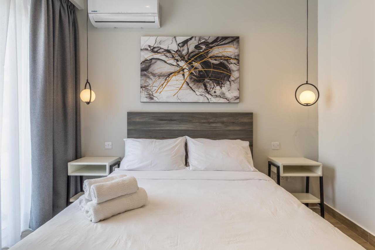 Apartment Private 43 With Kitchenette And Private Bathroom